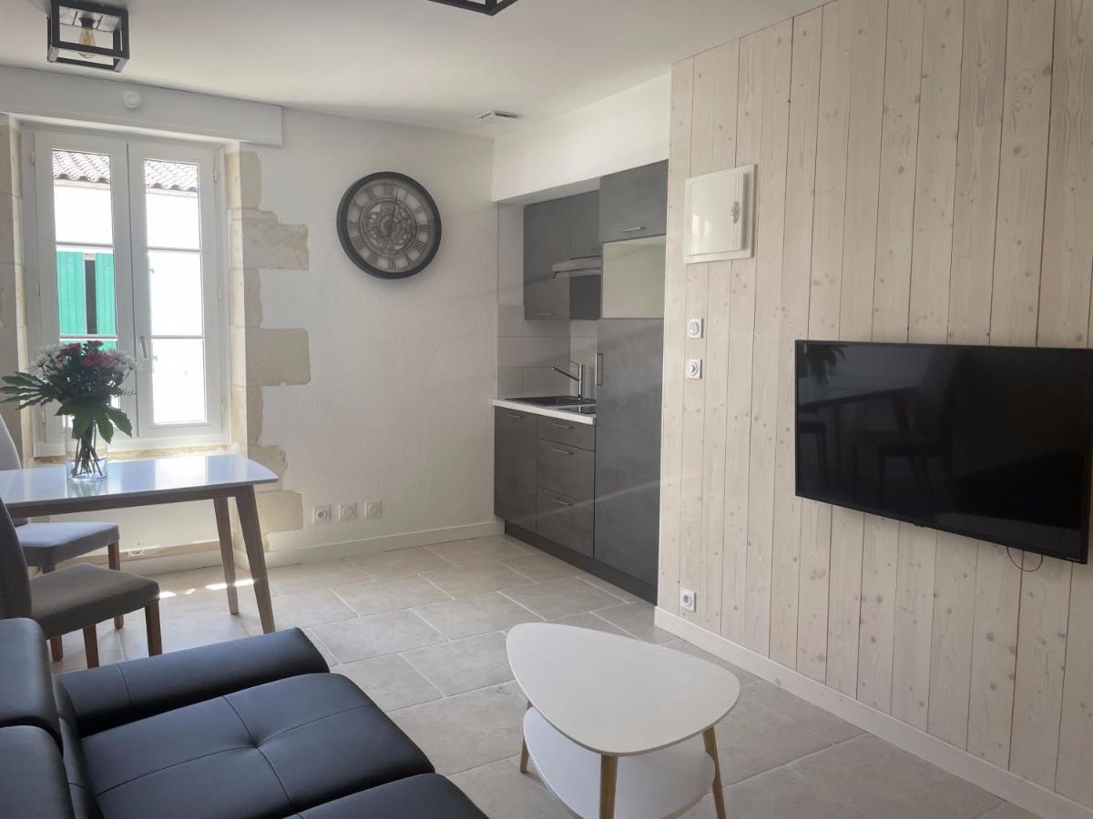 Ferienwohnung Tribord La Flotte Exterior foto